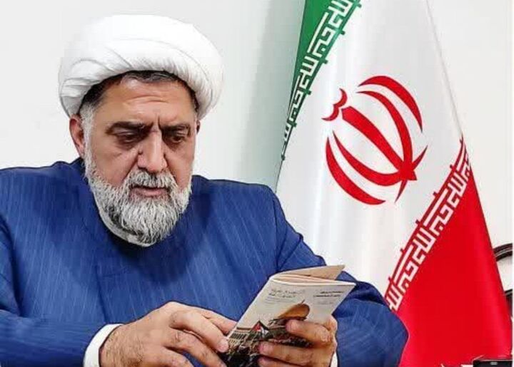 تبلیغات صحیح اسلام و انقلاب مهمترین مقابله با دسیسه‌های دشمنان است