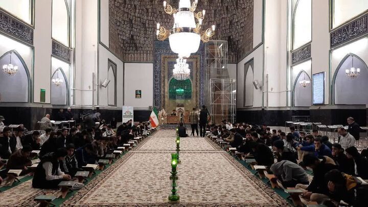 حمایت جامعه قرآنی از نیروهای مسلح ایران