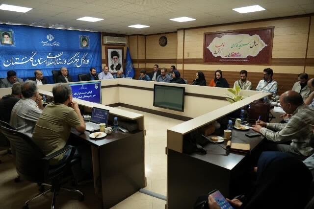 سنگر هنر در برابر جنگ؛ هنرمندان گلستان با خلق آثار امیدآفرین به میدان آمدند