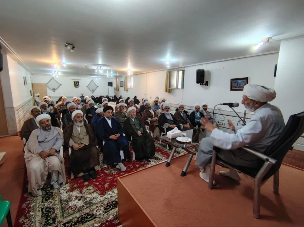 ماه محرم، موسم نقشآفرینی مبلغان دینی در جنگ روایتها