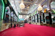 حرم امام حسین (ع) با فرش قرمز در آستانه عاشورای حسینی مفروش شد