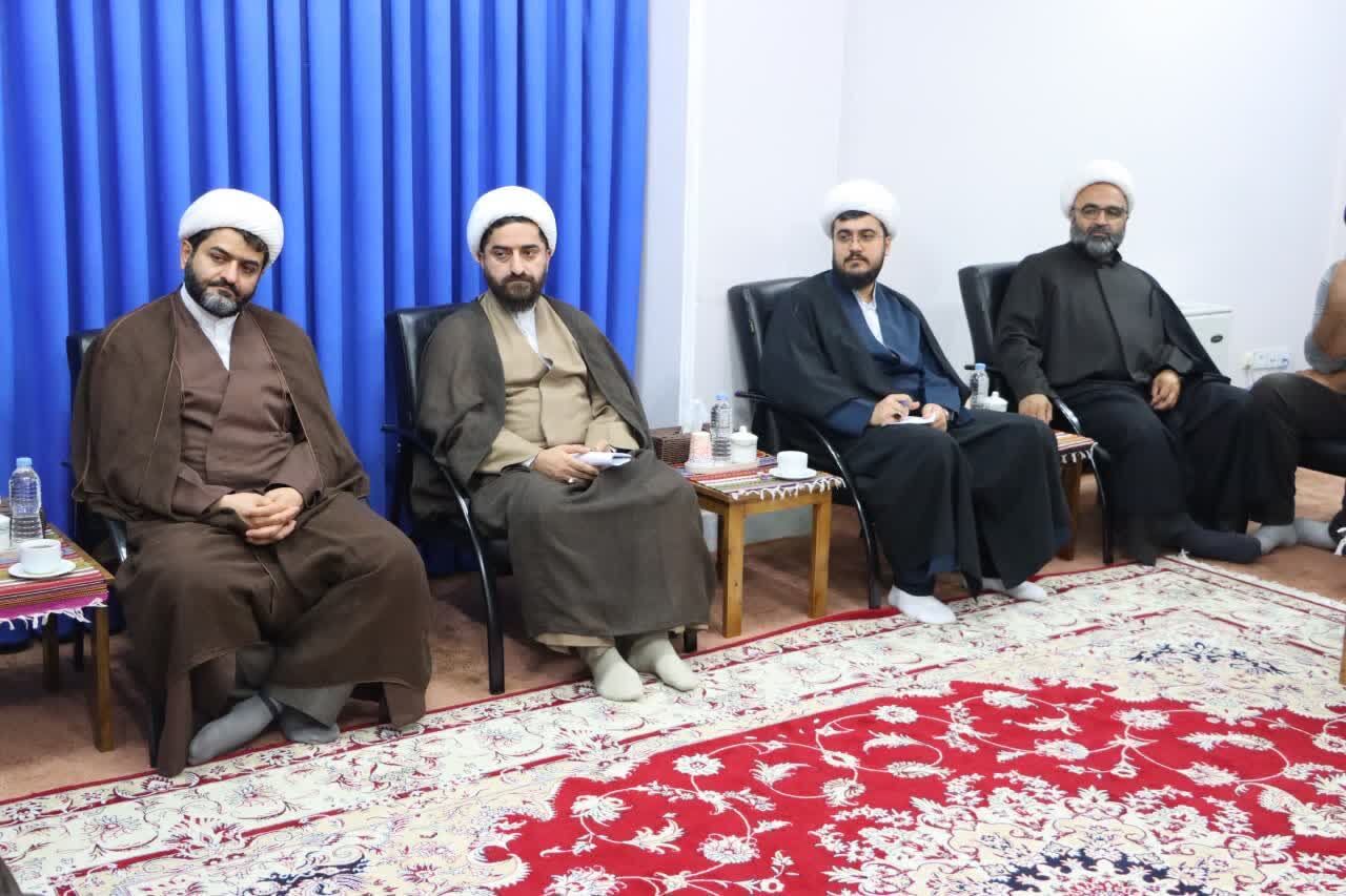 ولایت فقیه، نیروهای رزمنده و مردم سه رکن مهم پیشبرد امور است