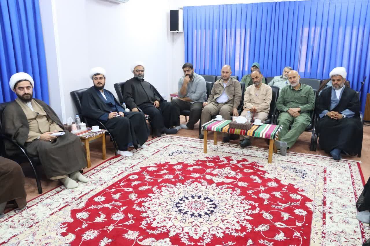 ولایت فقیه، نیروهای رزمنده و مردم سه رکن مهم پیشبرد امور است