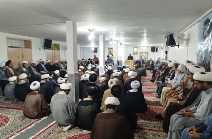 لزوم استفاده از کانون‌های فرهنگی مساجد برای جذب جوانان به ارزش‌های دینی