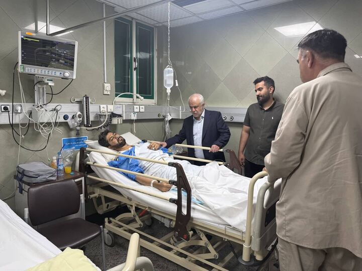 عیادت رئیس بنیاد شهید از مجروحان حمله رژیم صهیونیستی در بیمارستان خاتم الانبیا(ص)