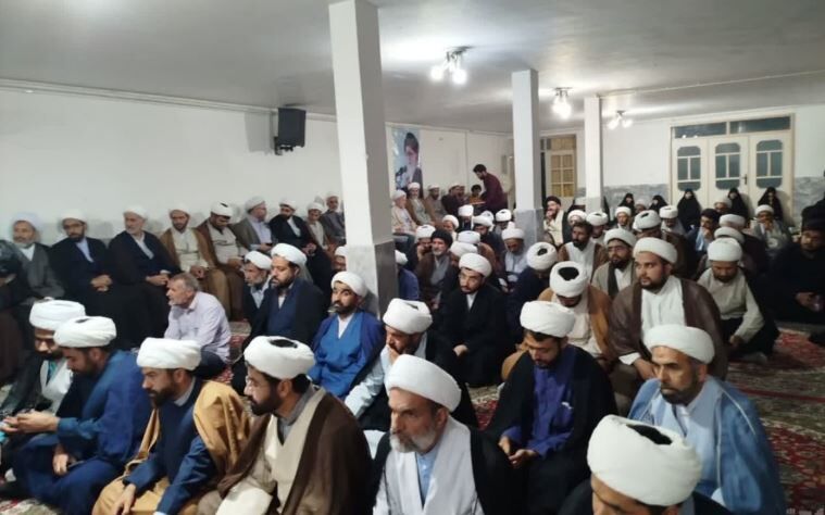 لزوم استفاده از کانونهای فرهنگی مساجد برای جذب جوانان به ارزشهای دینی