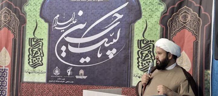 قدرت نیروهای مسلح و همبستگی ملی و اجتماعی باعث تغییر ادبیات رئیس جمهور خبیث آمریکا شد