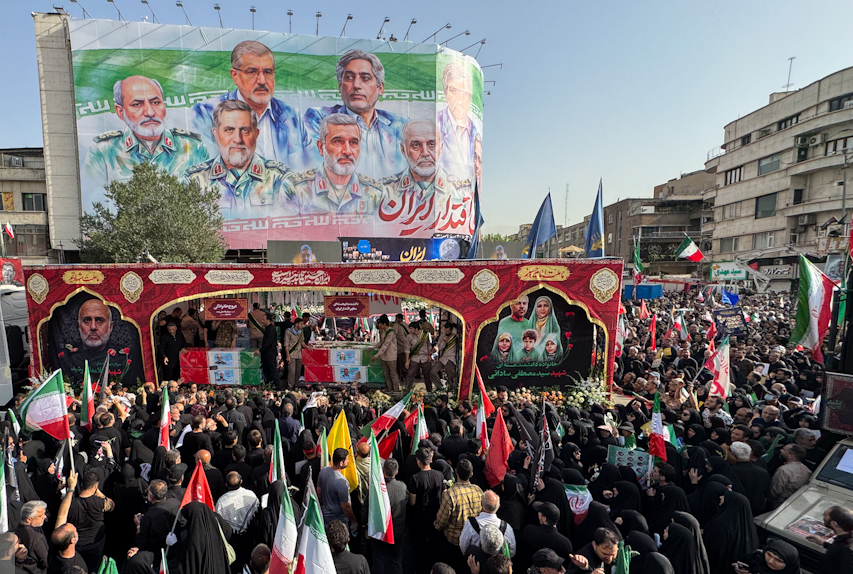 آغاز تشییع پیکر شهدای اقتدار در تهران