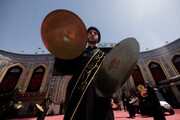 موکب عزاداران حسینی در دوم ماه محرم الحرام در حرم حضرت عباس(ع)
