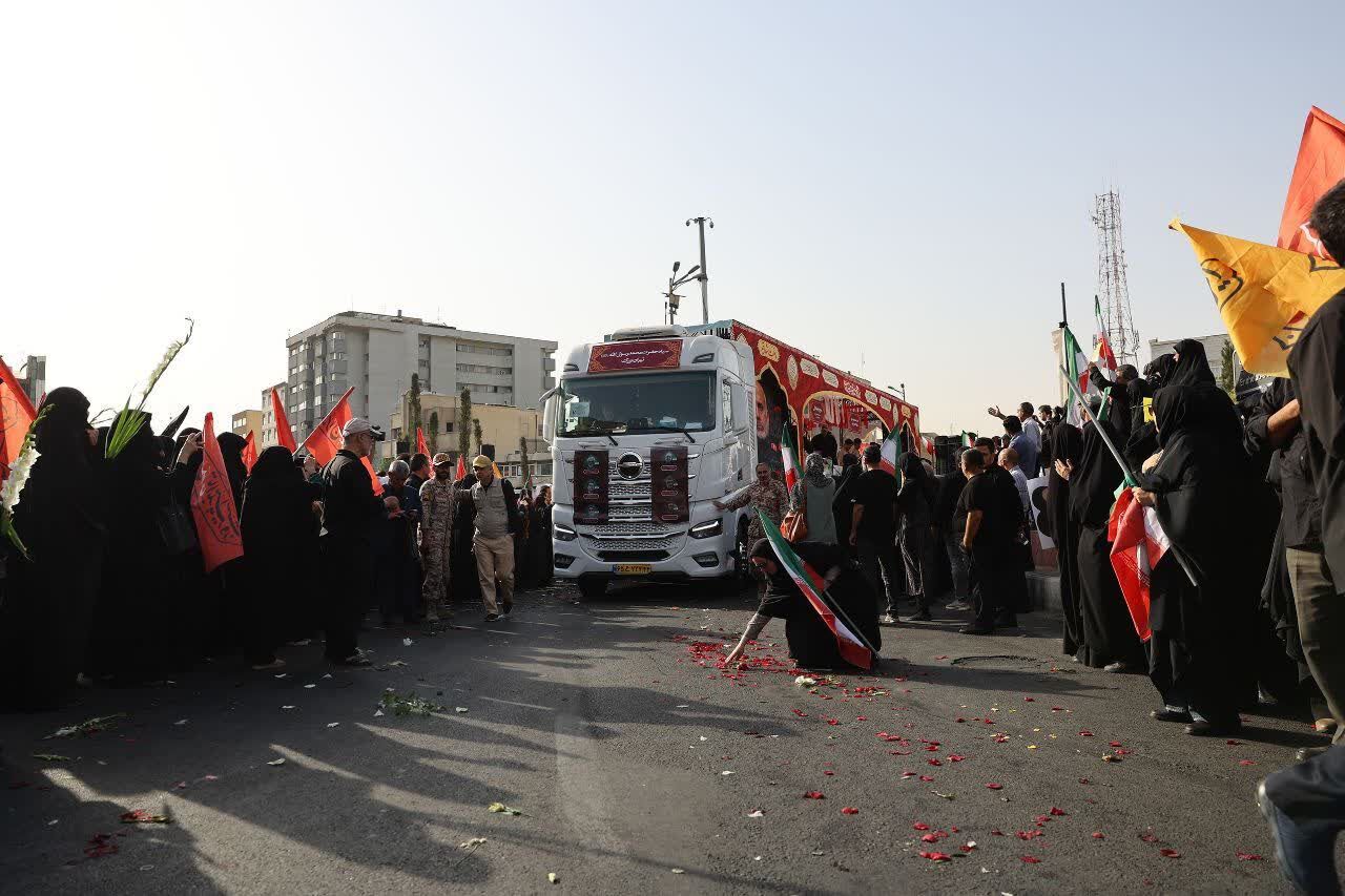 بدرقه عاشورایی شهدای اقتدار، بوی کرب و بلا می‌آید