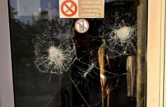 شعارهای نژادپرستانه ضد اسلامی بر دیوارهای مسجدی در فرانسه