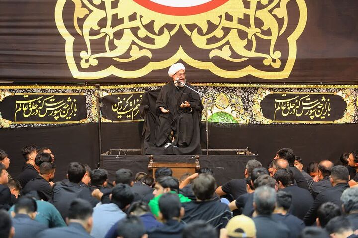 پیوند امام حسین(ع) و امام زمان(عج) در مجالس محرم تقویت شود