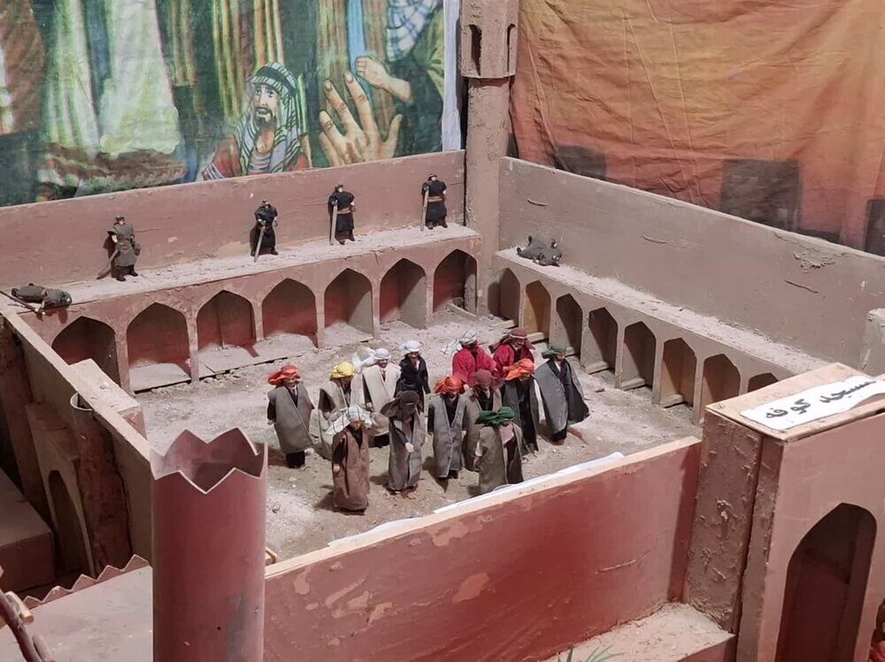 گشایش نمایشگاه «خیمه‌گاه عشق» در آران و بیدگل؛ روایتی هنری از مکه تا کربلا