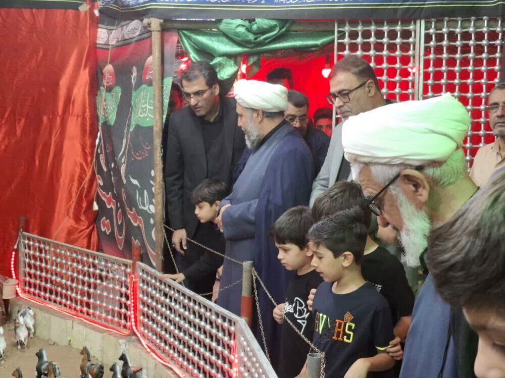 گشایش نمایشگاه «خیمهگاه عشق» در آران و بیدگل؛ روایتی هنری از مکه تا کربلا