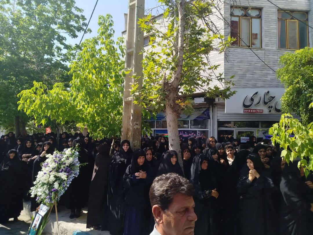 پیکر مطهر شهید مدافع امنیت در جایگاه ابدی خود آرام گرفت