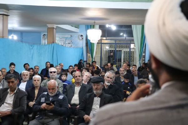 قرار همدلی در کوچه پسکوچهها با مواکب سیار کانون «ولایت عشق»