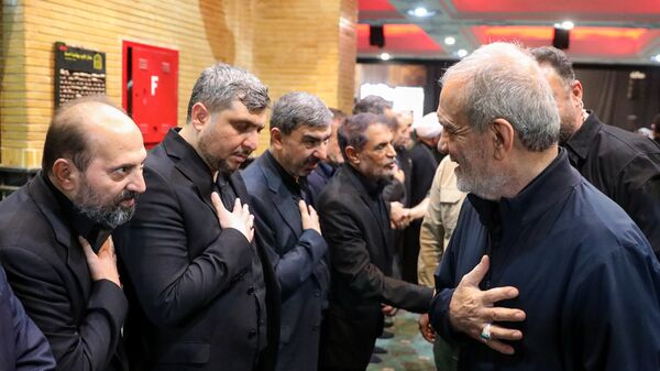 مردم باید با افکار افرادی مثل شهید باقری آشنا شوند