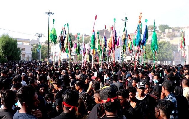 «علم گردانی»؛ آیین محرمی با قدمت ۴ قرن در میناب