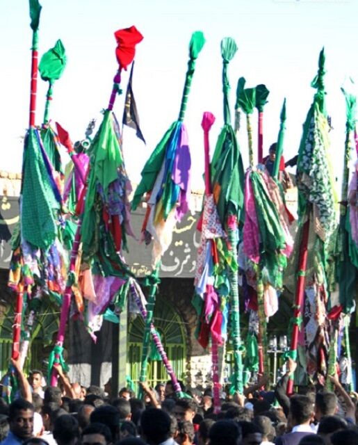 «علم گردانی»؛ آیین محرمی با قدمت ۴ قرن در میناب