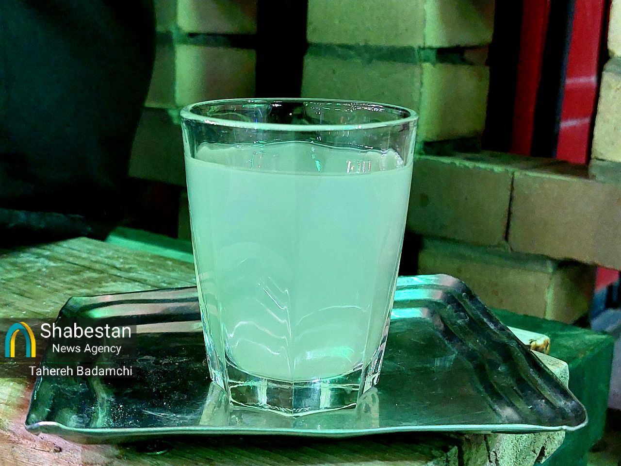 نذر و نور و نوکری؛ شب متفاوت تکیه قدیمی کرمان در پناه سه‌ ساله کربلا