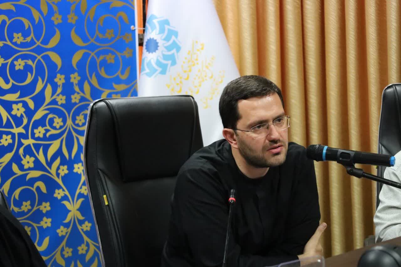 ادبیات و هنر جایگاه مهمی در حفظ آثار و نشر ارزشهای دفاع مقدس دارند