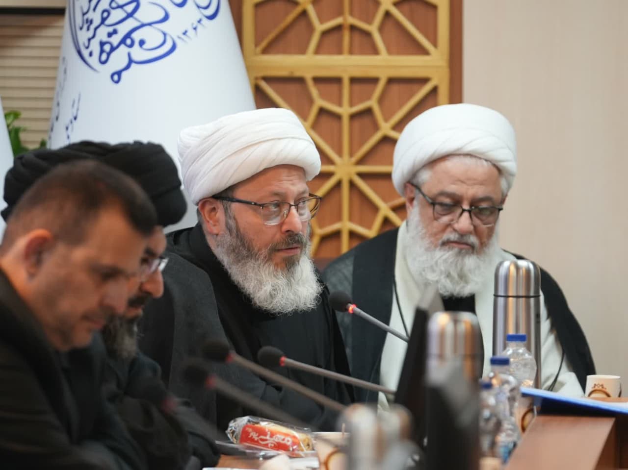 نقش آفرینی فعالان تدبری ناظر به حوادث اخیر