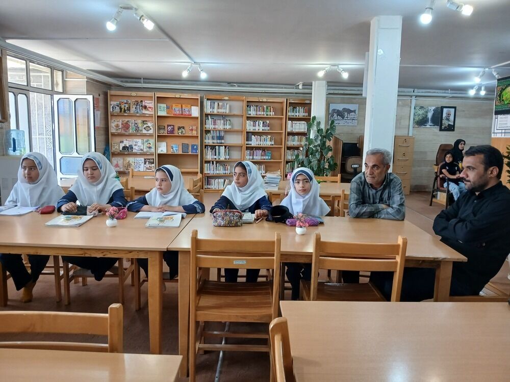 کلاسهای تابستانی کانون خواهران امالبنین با عنوان «مسجد؛ کانون نشاط» کلید خورد