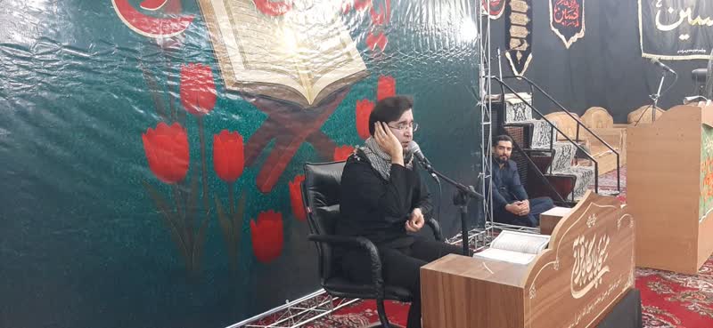 محفل نورانی انس با قرآن "آیه های سرخ" در مسجد و تکیه امام موسی کاظم سمنان برگزار شد