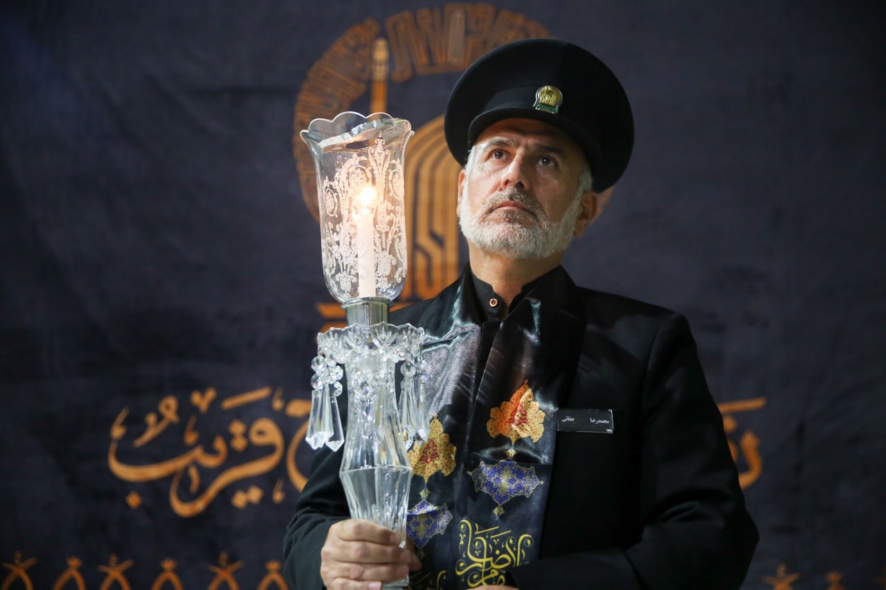 آیین‌های حرم رضوی در آستانه عاشورای حسینی