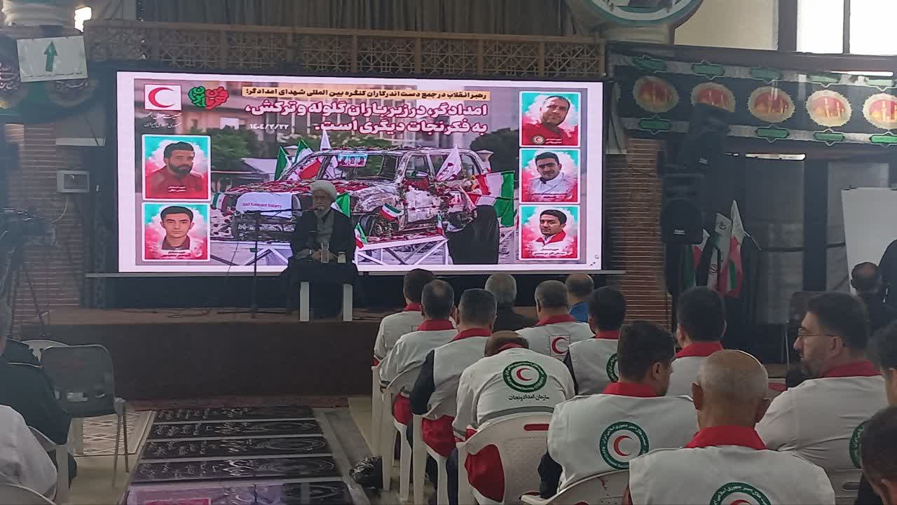 جنگ باعث شکسته شدن کرامت انسانی می‌شود