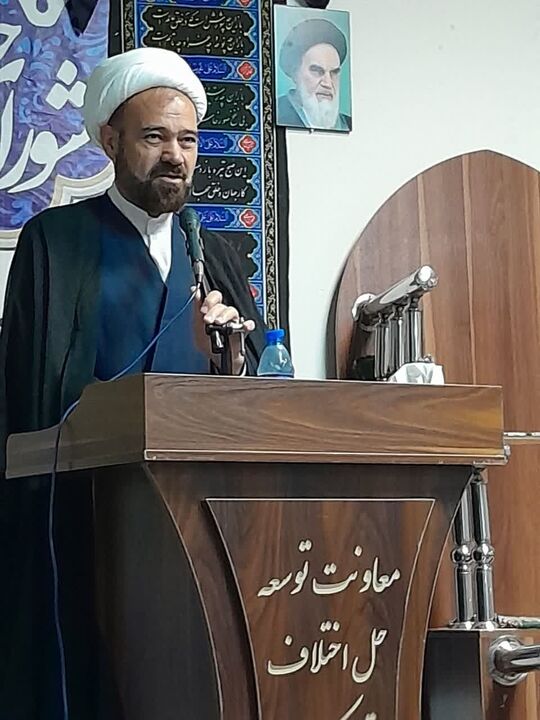 شهدا با تبعیت از مکتب امام حسین (ع) جان خود را در راه خدا فدا کردند