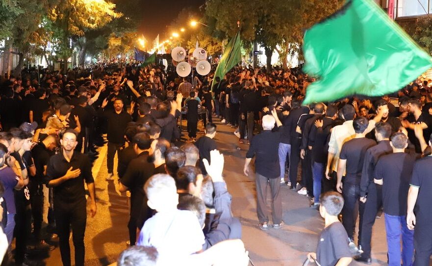 چلچراغ، آیینه اشک و نور