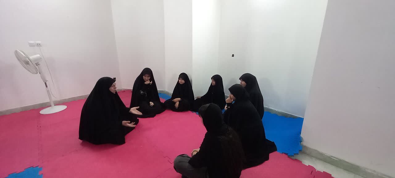 برپایی مهد حسینی در کانون خواهران ضحی/ تربیت نسل آینده با آموزه‌های عاشورایی  