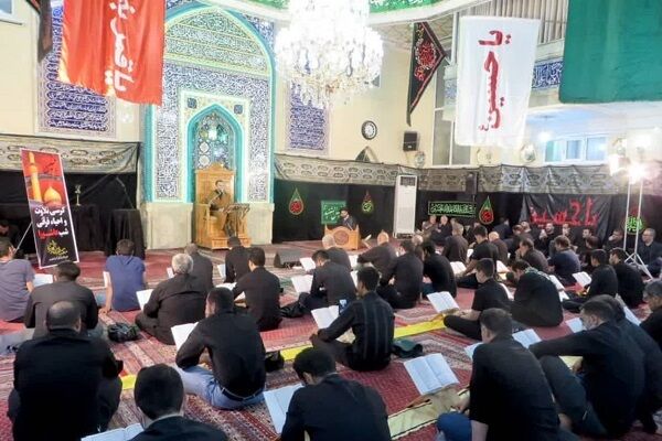 احیای قرآنی شب عاشورا در مسجد شیخ صدوق شهرری