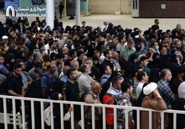 تردد زائران از مرز مهران کند اما روان است؛ مرز بسته نیست