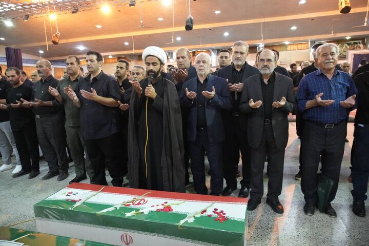 بازدید مهندس اوحدی از ستاد معراج شهدای بهشت زهرا(س)