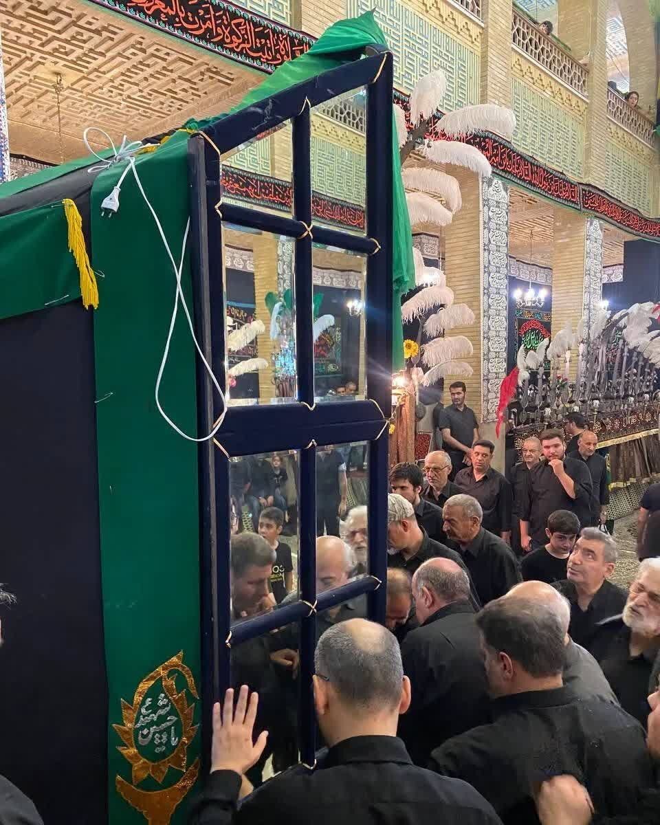 مساجد جامع؛ میعاد عاشورایی عزاداران، از نماز ظهر عاشورا تا نخلگردانی