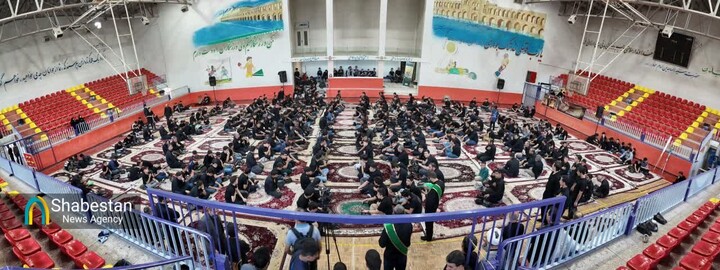 نسل جدید، مشعل‌دار عزداری‌های حسینی