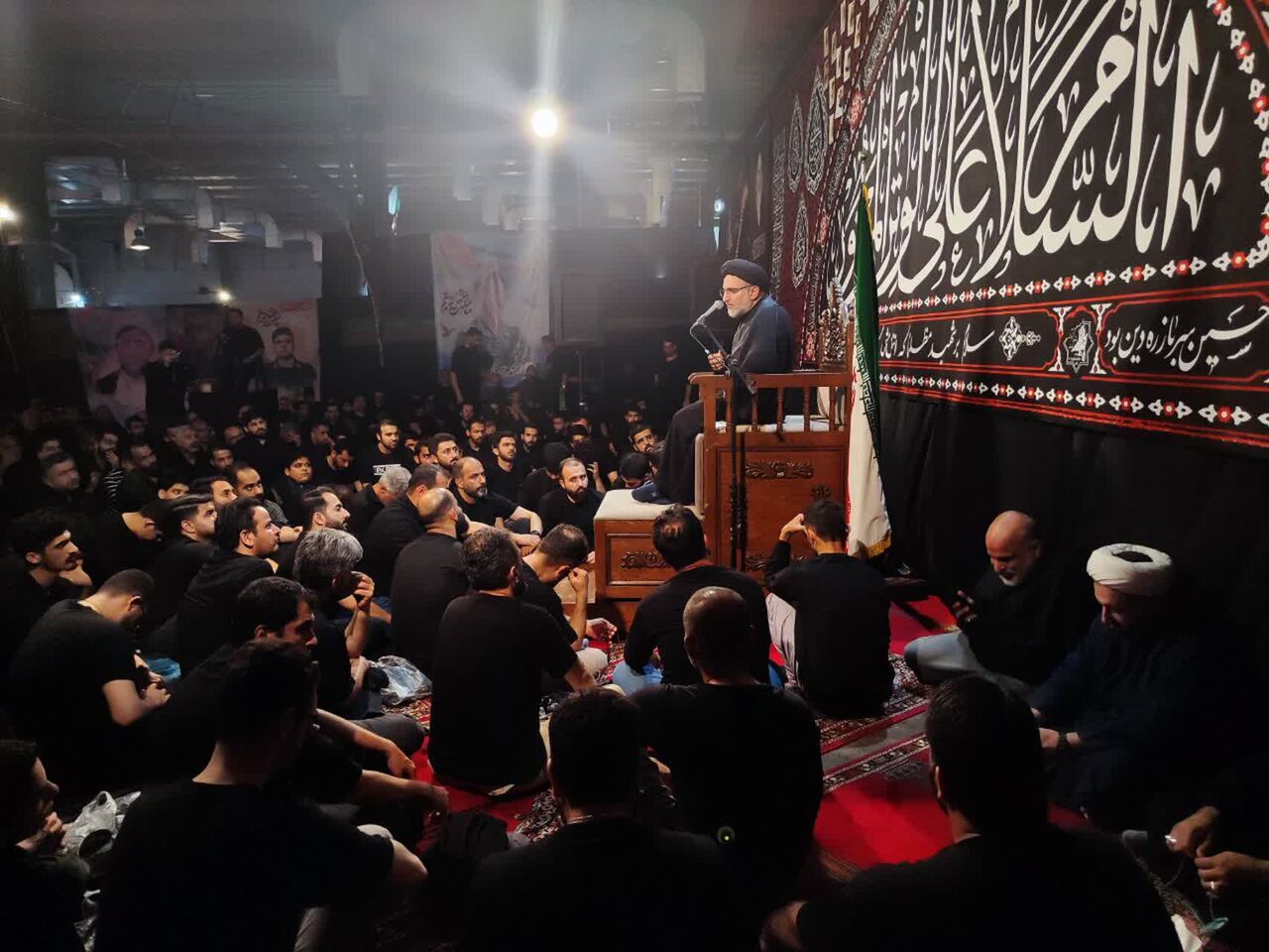 اتکا به قرآن و ایمان، ادامه مسیر مقاومت است 