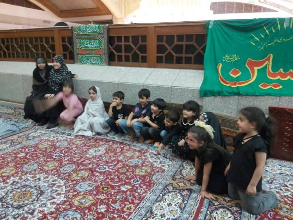 مساجد جامع؛ میعاد عاشورایی عزاداران، از نماز ظهر عاشورا تا نخل‌گردانی