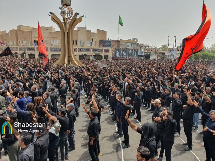 عَلَم بر دوش وفاداران؛ دیار علمدار انقلاب لبیک‌گوی علمدار کربلا