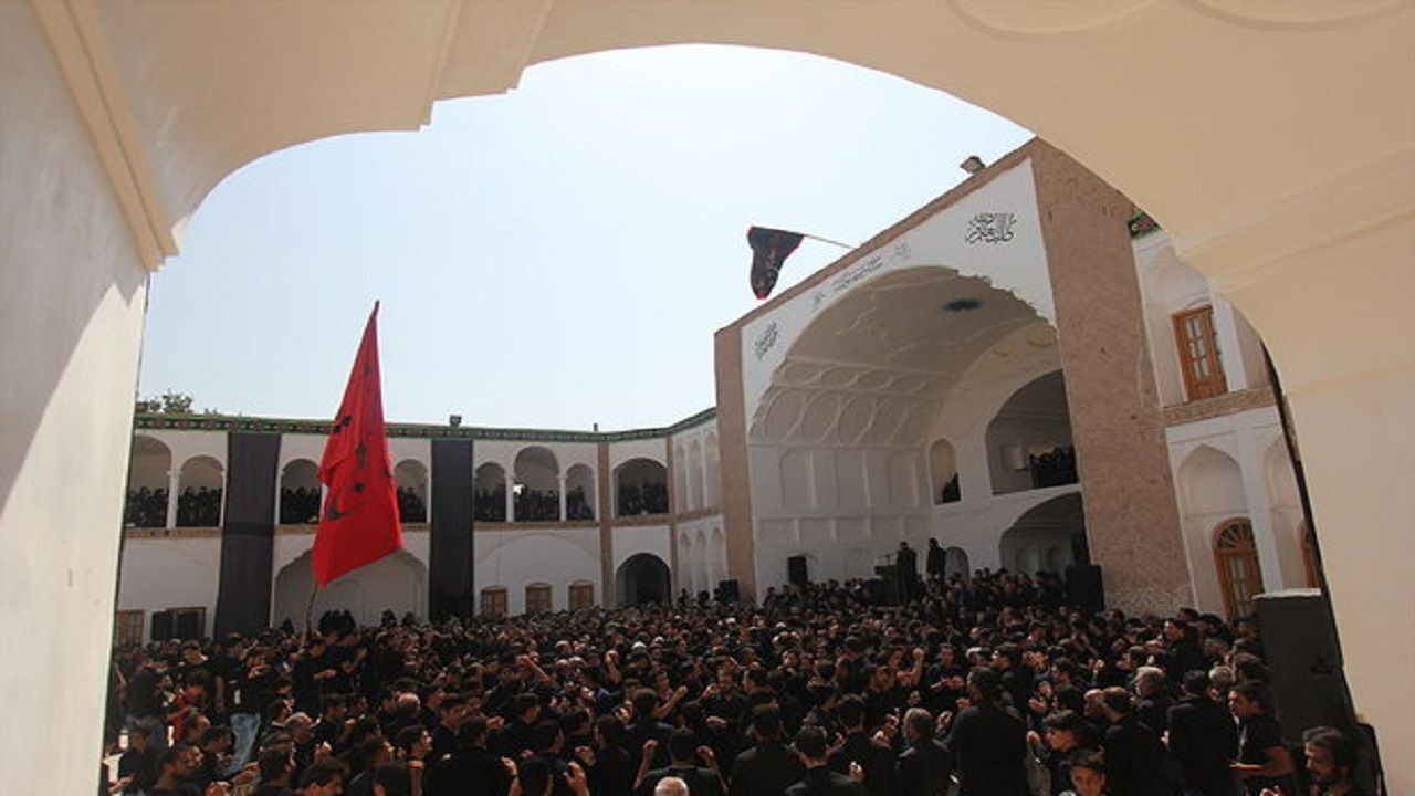 حسینیه امام رضا(ع) بیرجند؛ میزبان عزاداران در تاسوعای حسینی