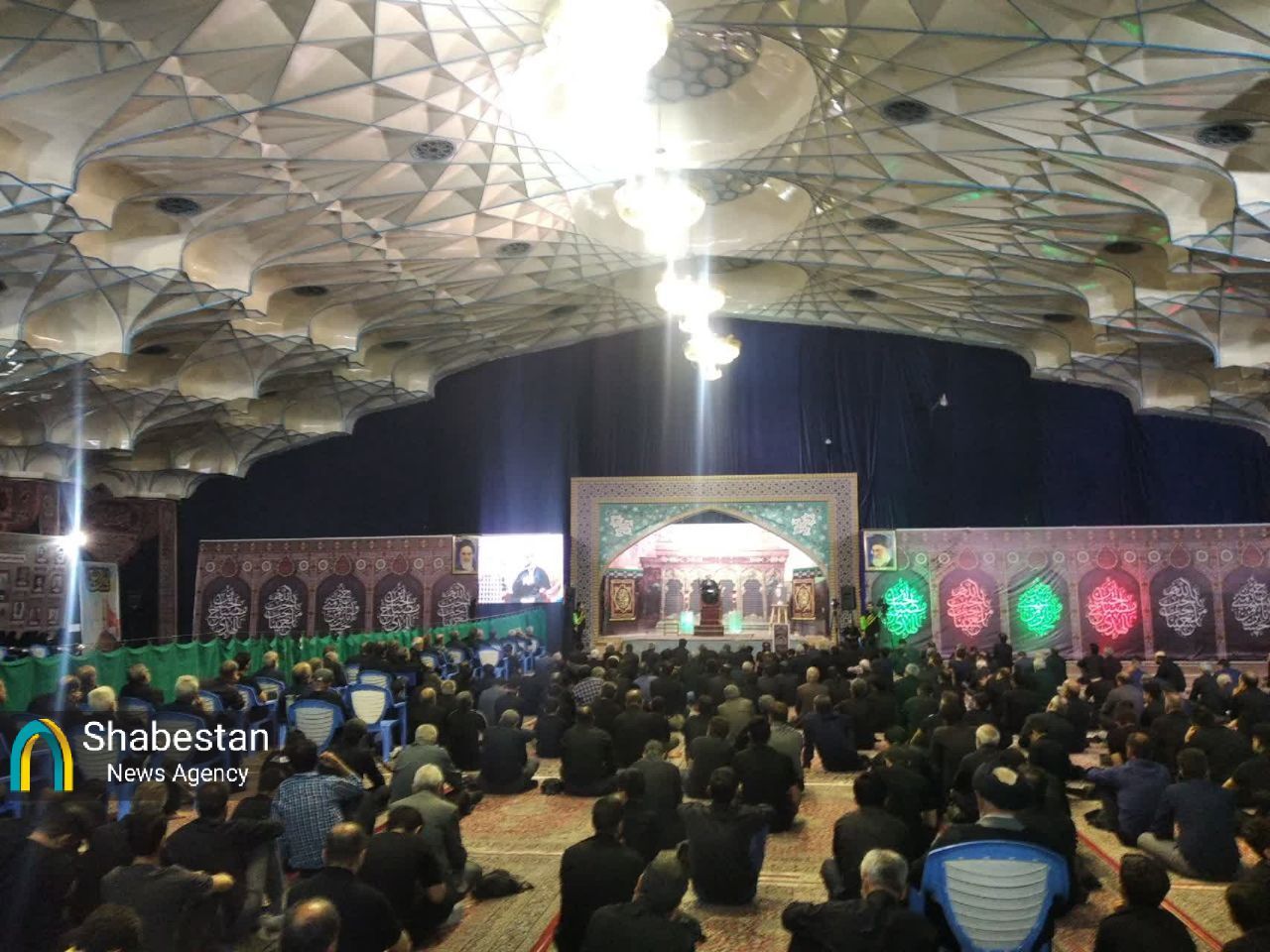 عَلَم بر دوش وفاداران؛ دیار علمدار انقلاب لبیک‌گوی علمدار کربلا