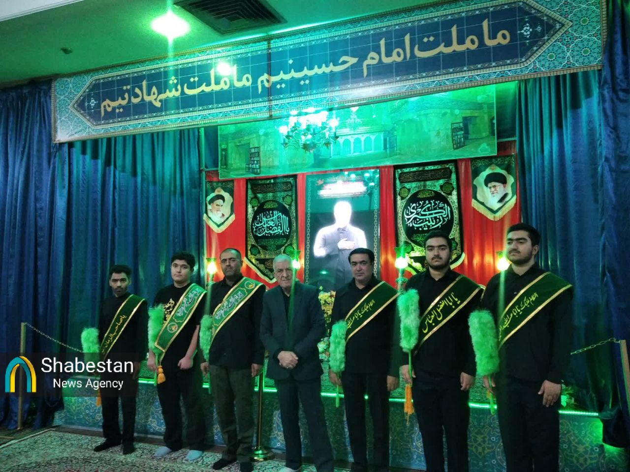 عَلَم بر دوش وفاداران؛ دیار علمدار انقلاب لبیک‌گوی علمدار کربلا