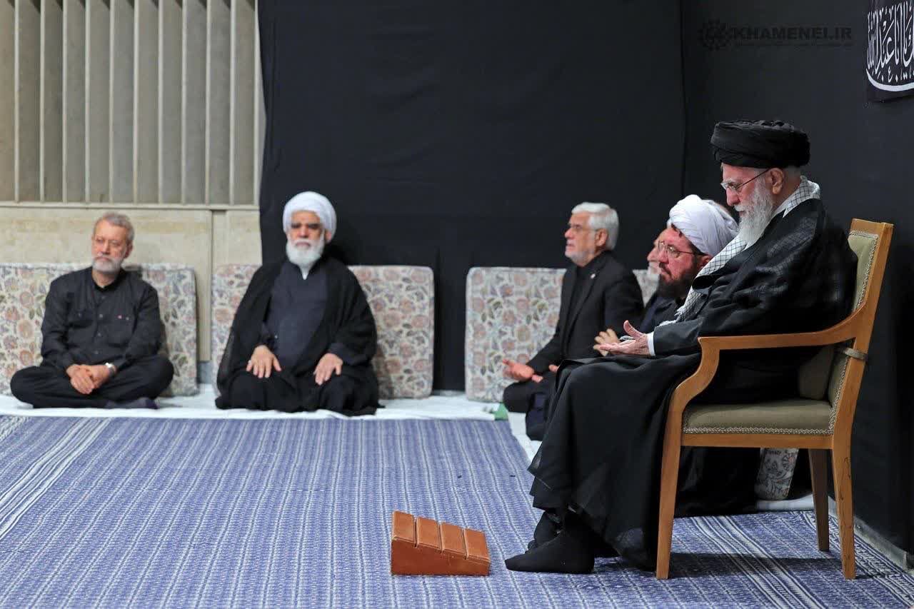 پرچم بالاست