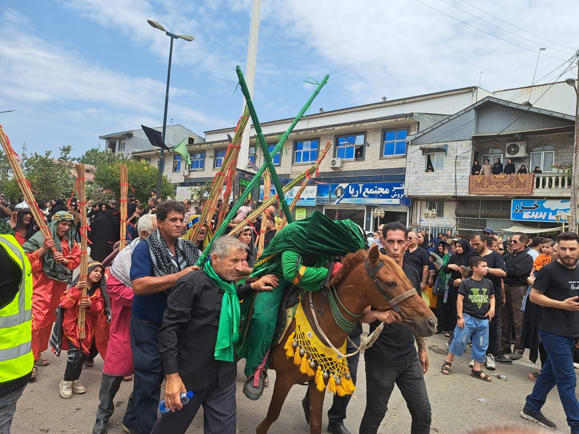 آیین عاشورایی تعزیه در ضیابر برگزار شد