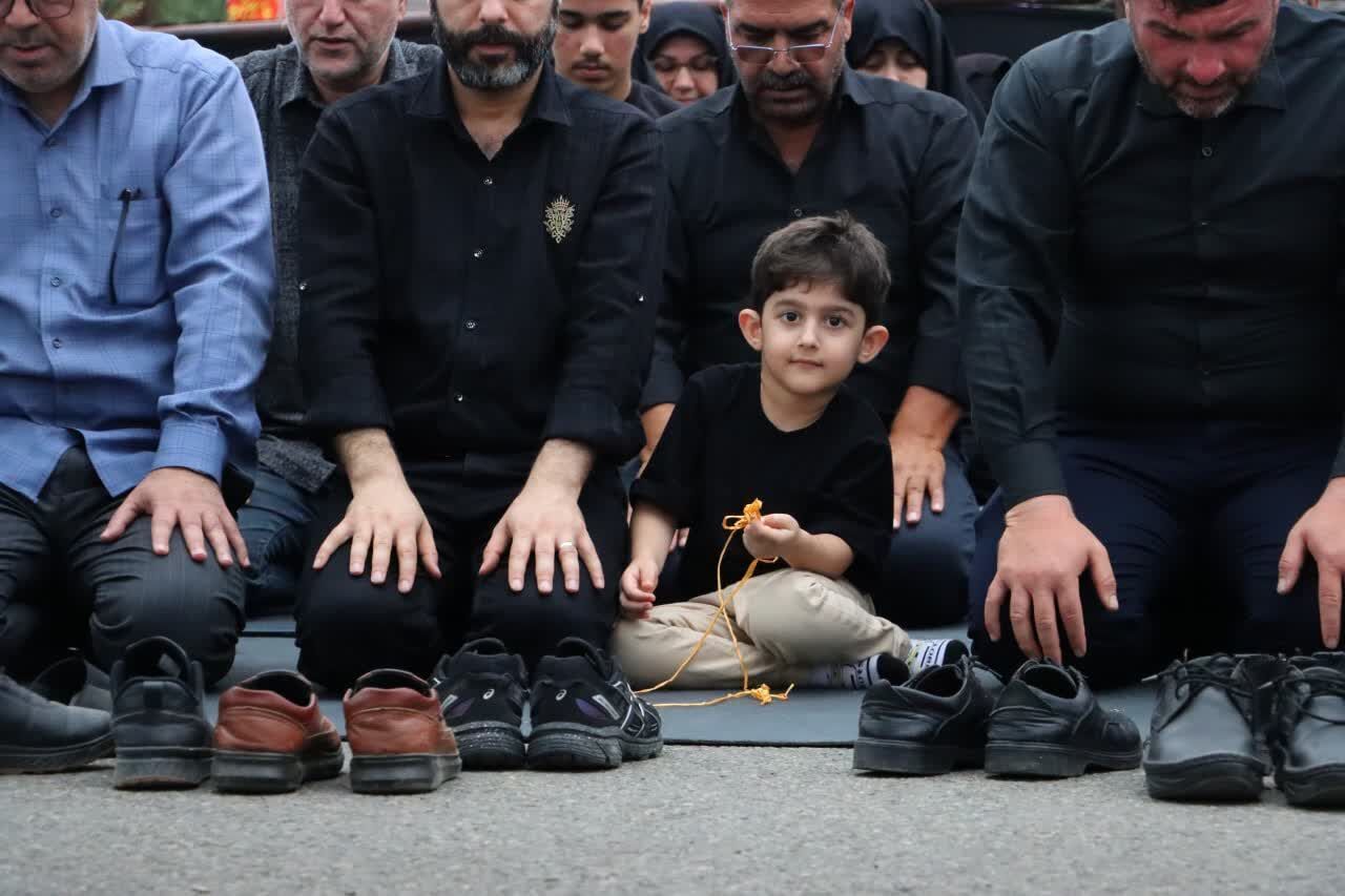 اقامه نماز ظهر عاشورا در مازندران