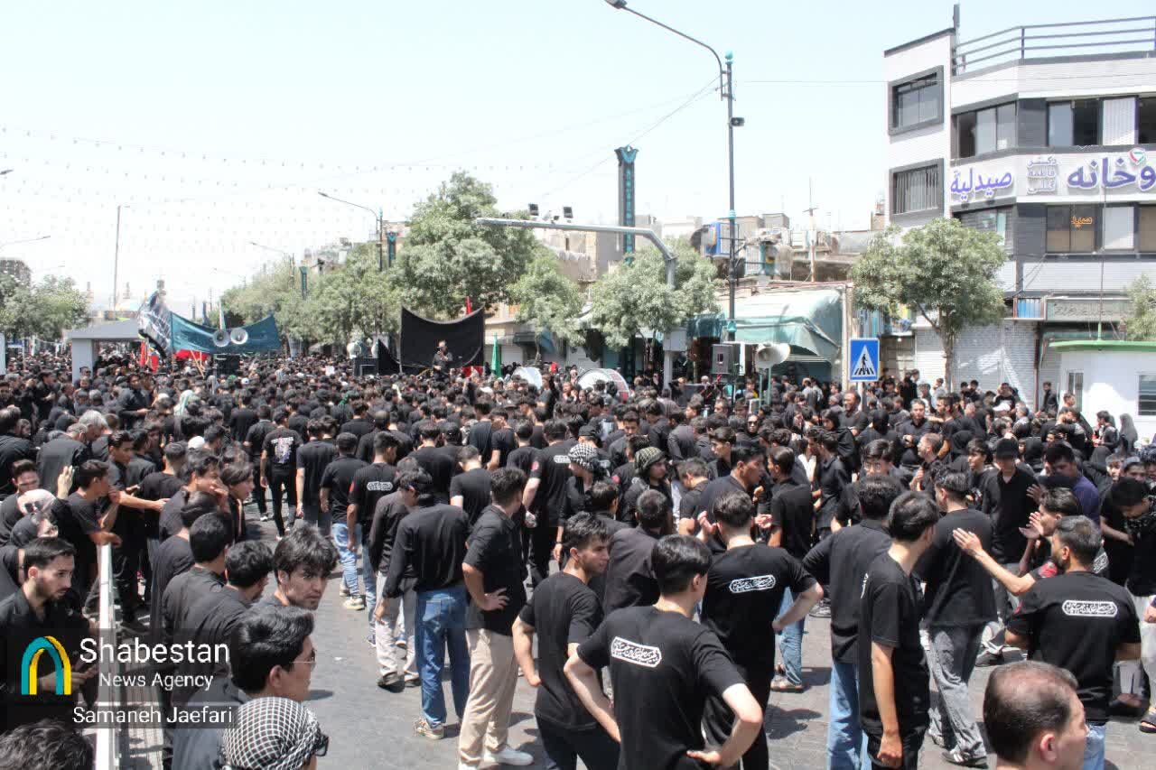 خروشان عاشوراییان در مشهدالرضا(ع)