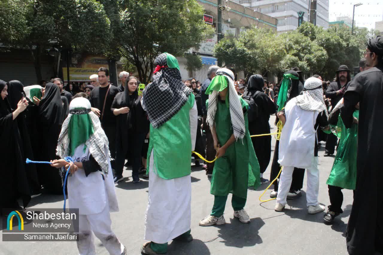 خروشان عاشوراییان در مشهدالرضا(ع)