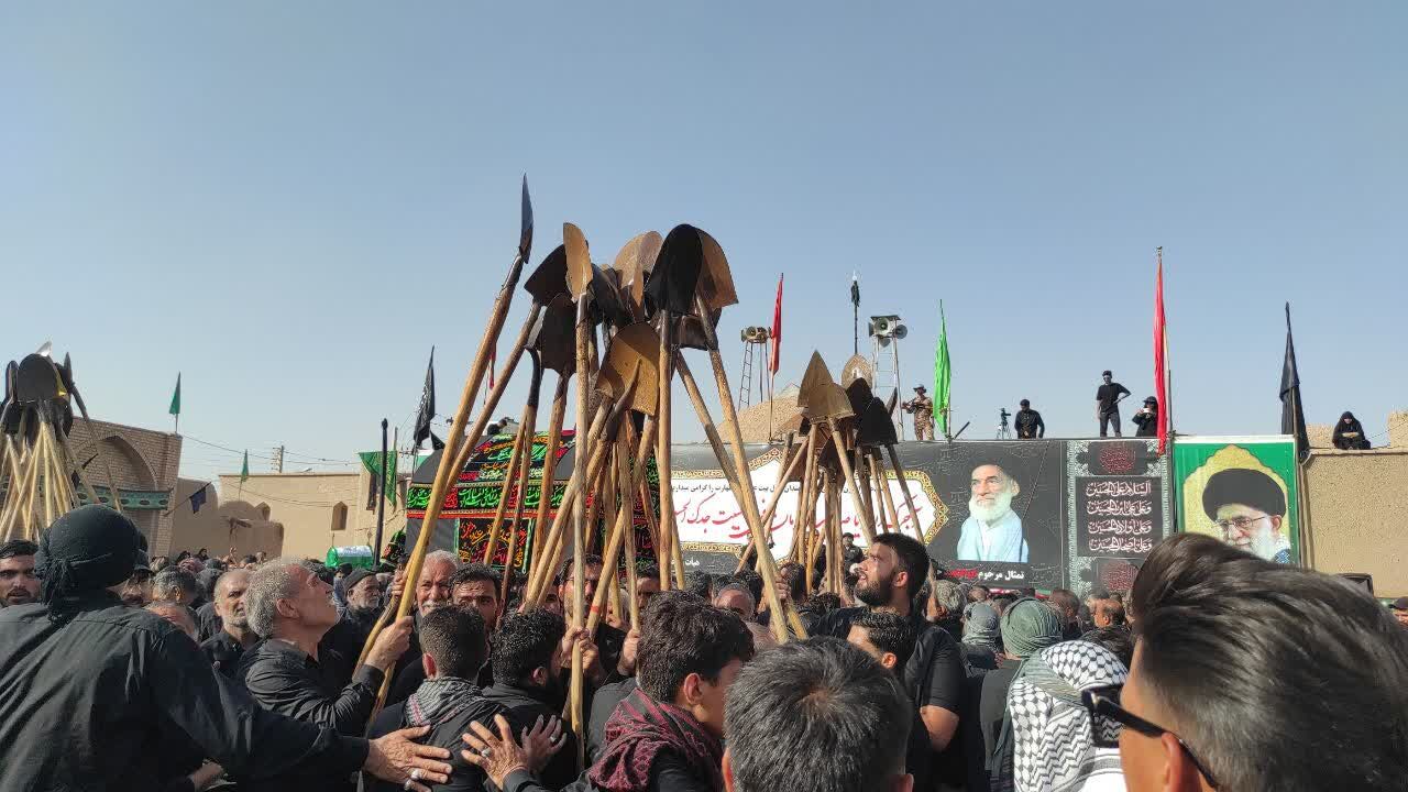  «بیل‌زنی» نمادی از عشق ۲۵۰ ساله مردم خوسف به امام حسین (ع) 